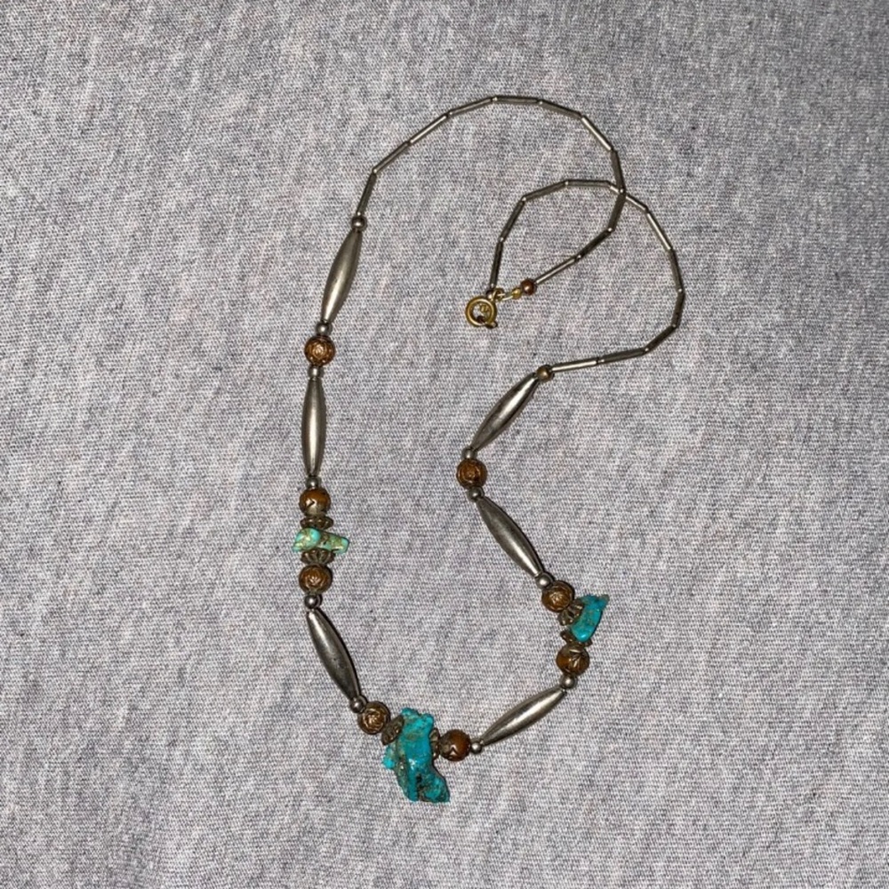 Vintage Native American Turquoise and Silver beaded Necklace